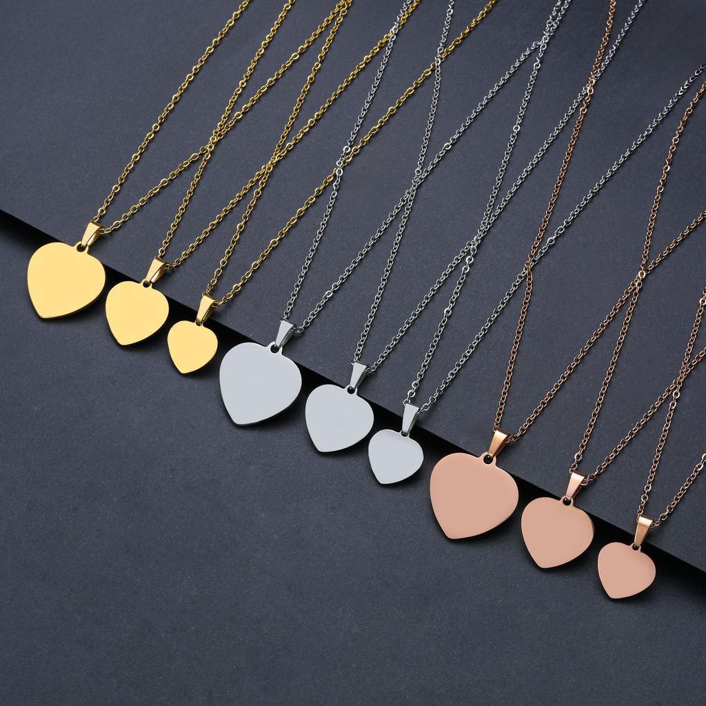Gifts That Sparkle and Speak Volumes: Personalized Jewelry for Every Occasion