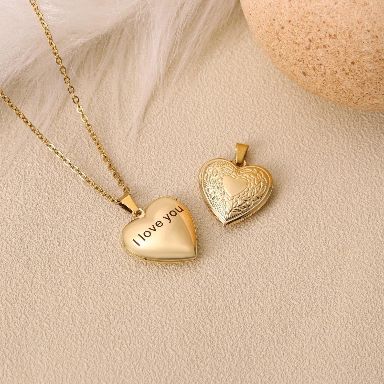 Heritage Floral Personalized Photo Locket