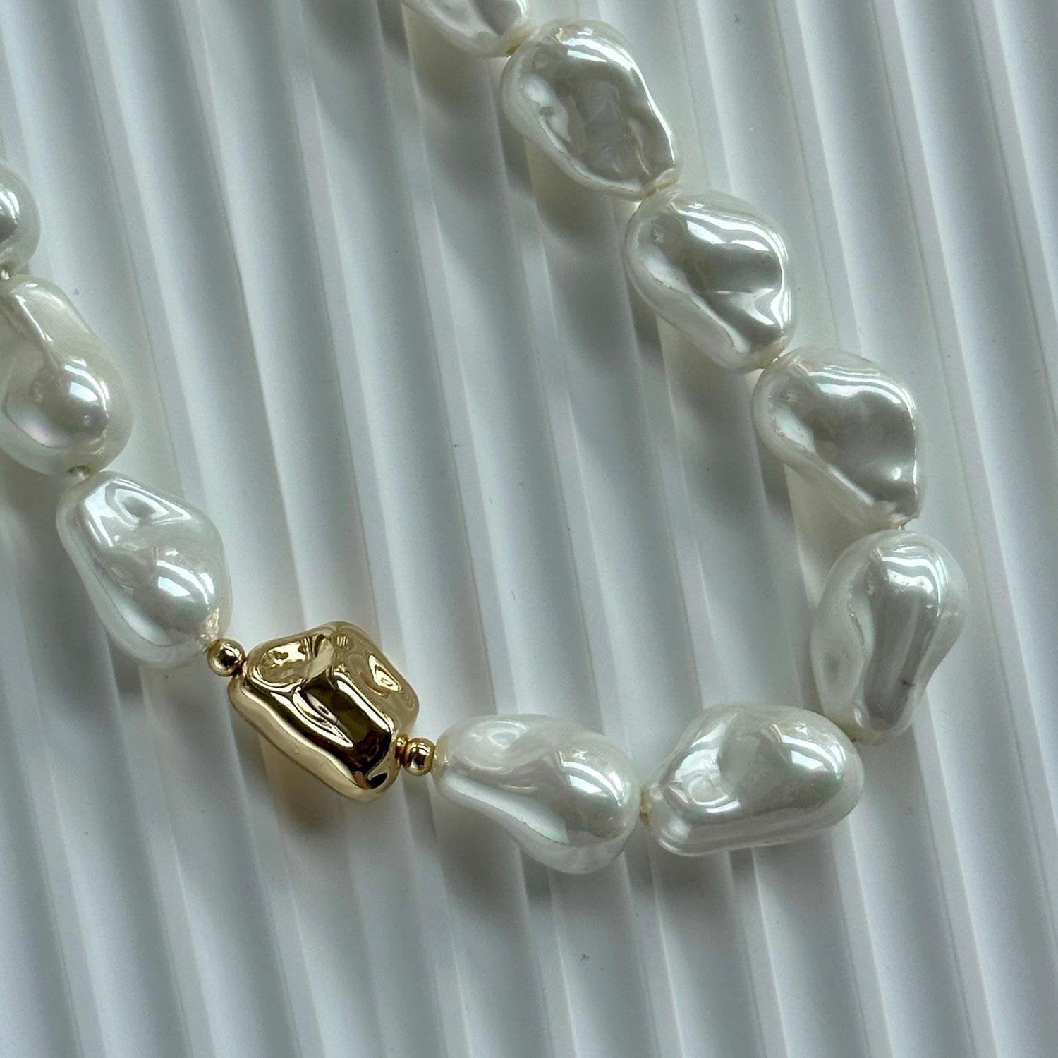 Sculptural Baroque Pearl Statement Necklace