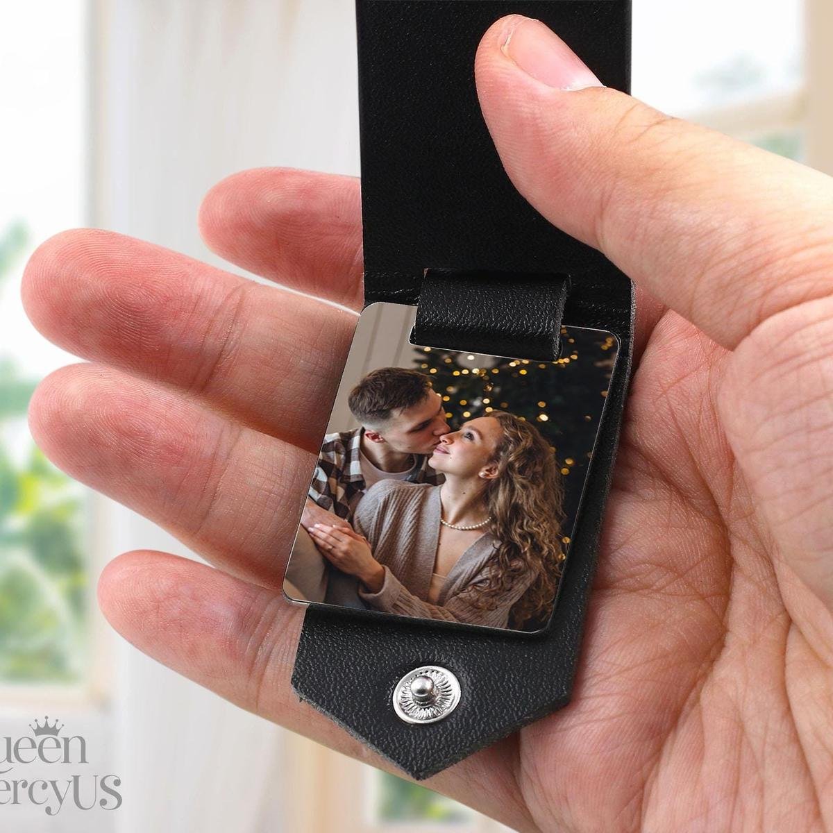 Heirloom Narrative Personalized Photo Keychain