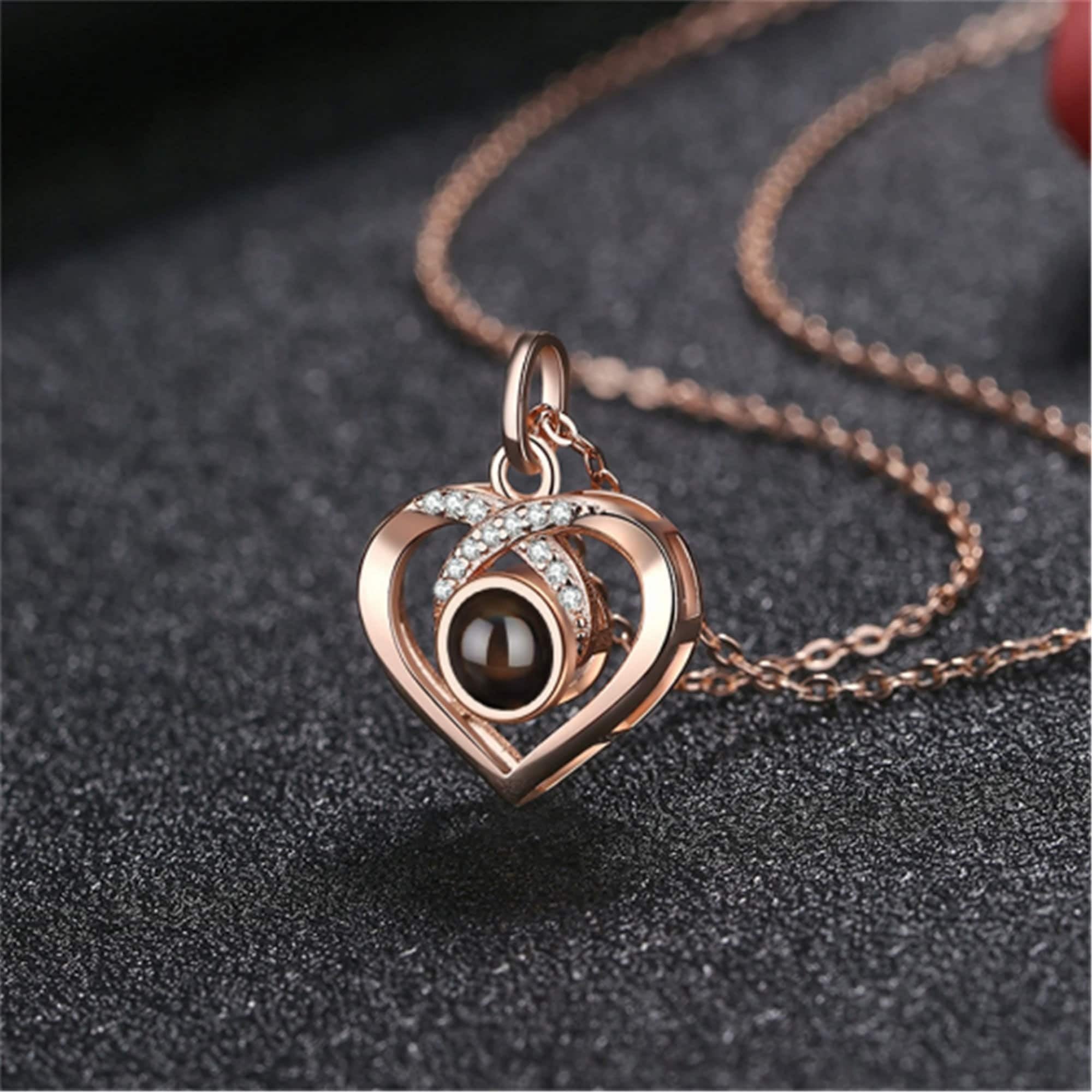Eternal Luminous Heart Projection Photo Necklace