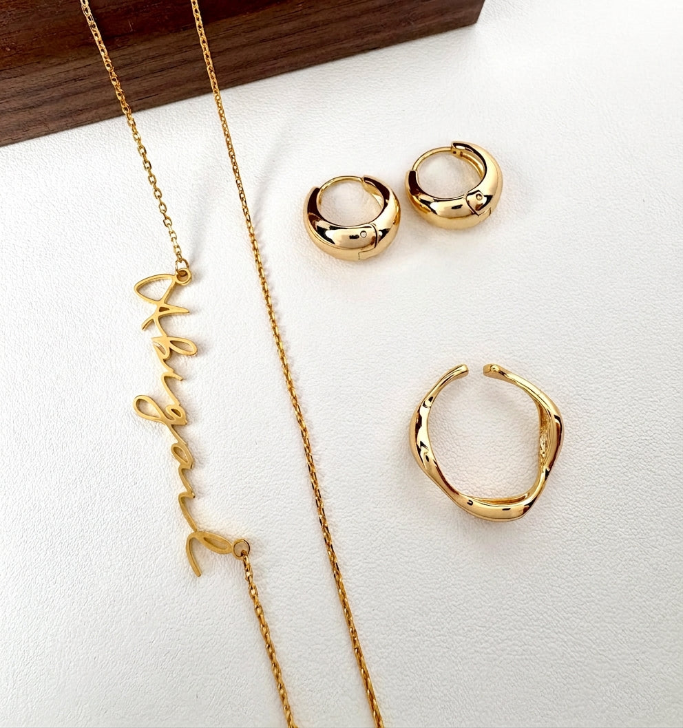 Your Name in Gold: Personalized Signature Name Necklace