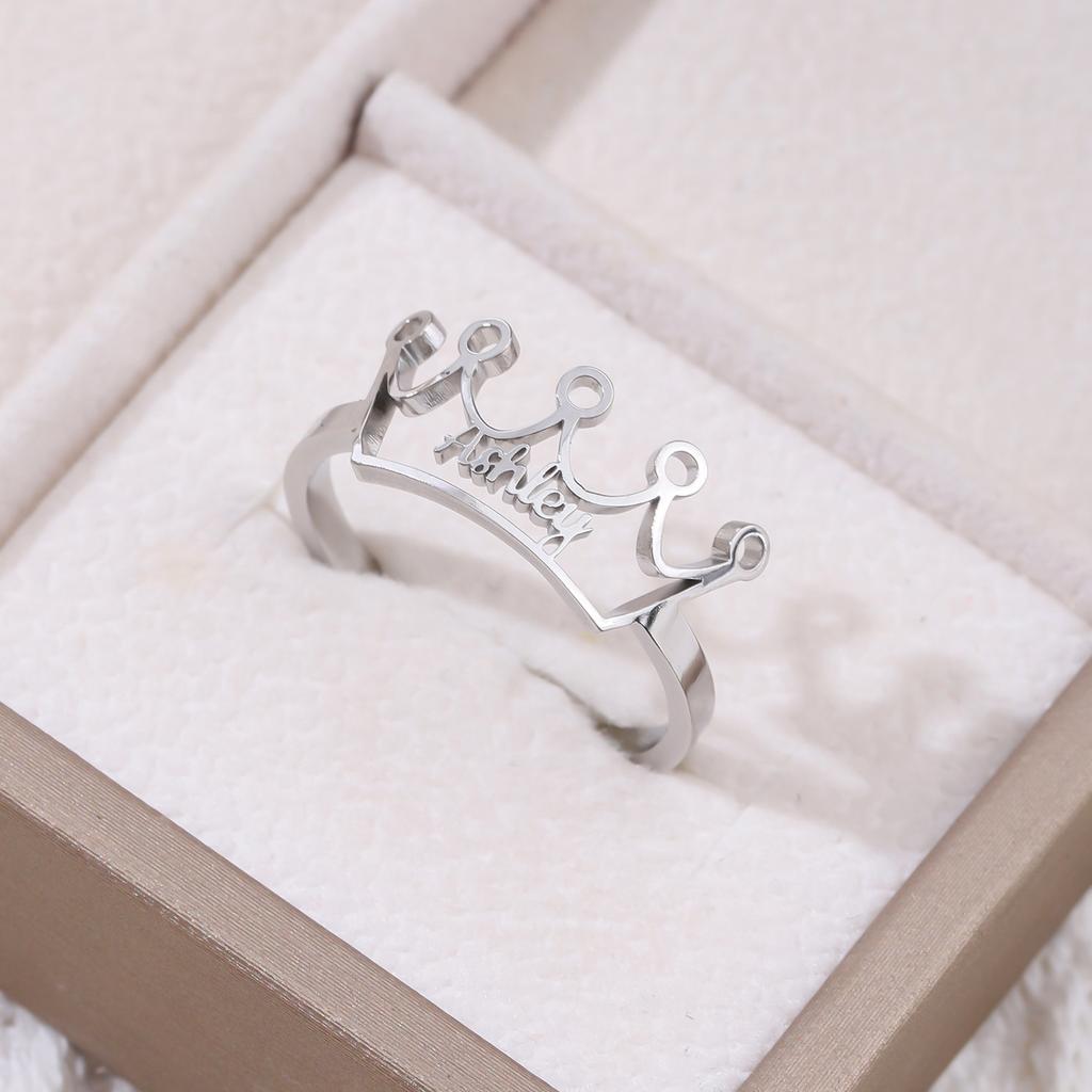 Personalized Crown Engraved Name Ring Silver Ashley
