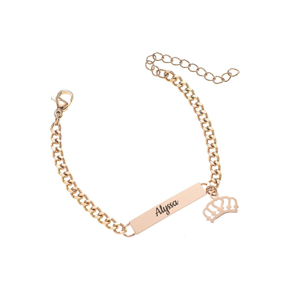 Personalized Gold Bracelet Alyssa with Crown Charm onlytext