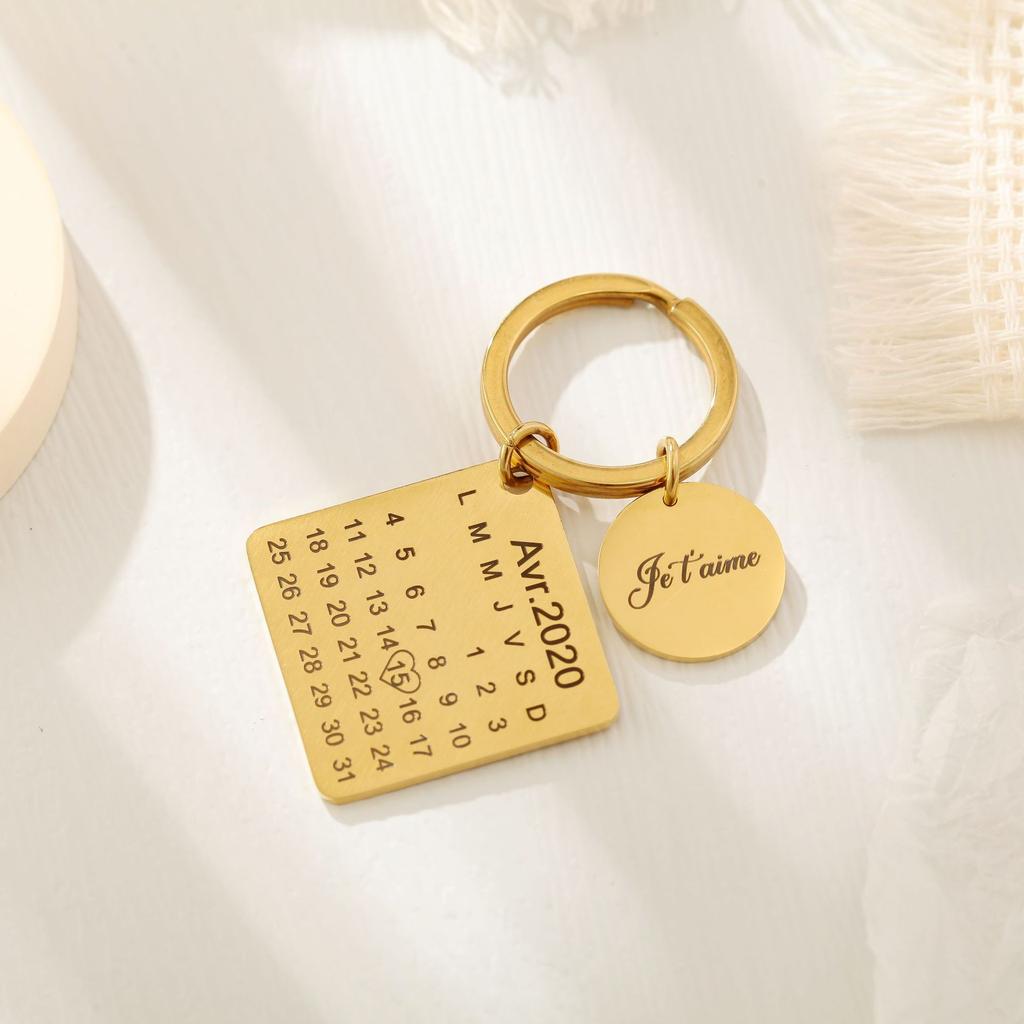 Personalized Gold Keychain with Calendar and Text